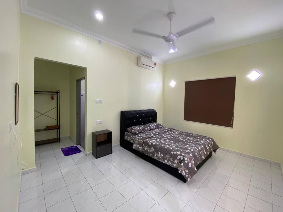 Room/Homestay Nazadja Sungai Besar Exterior photo