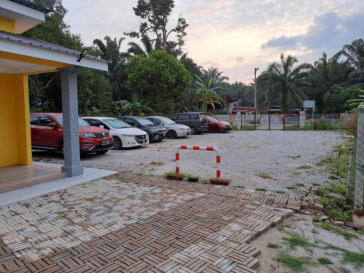 Room/Homestay Nazadja Sungai Besar Exterior photo