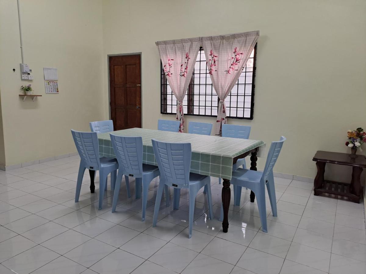 Room/Homestay Nazadja Sungai Besar Exterior photo